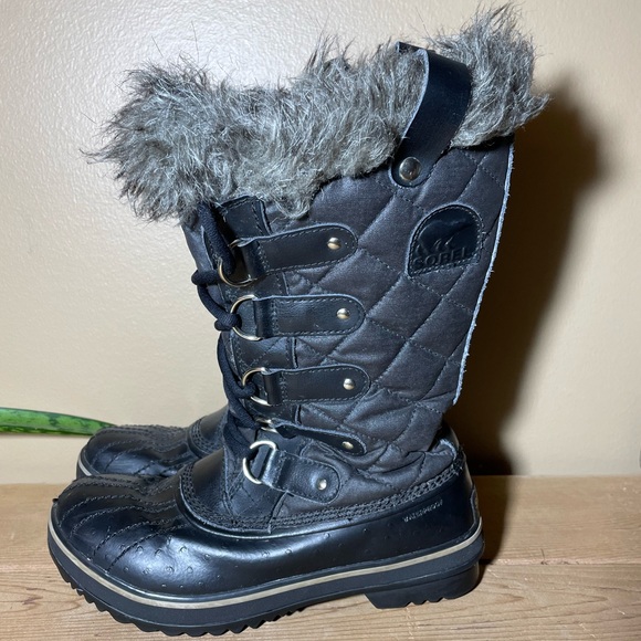 Sorel Tofino II Faux Fur Lined Waterproof Black Lace Up Snow Boots Size 6.5 - Picture 4 of 10